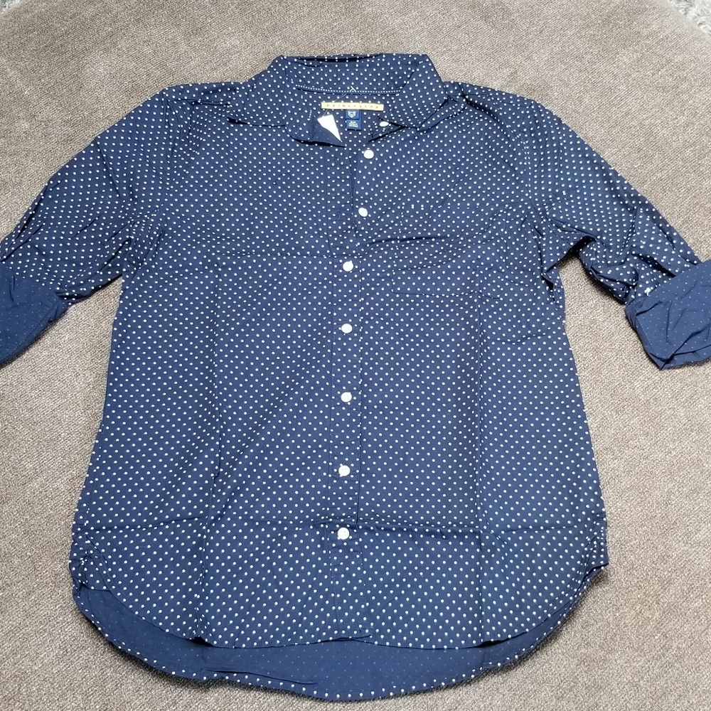 NWT Prince & Fox Woman`s Blouse